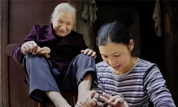 颐泰延年荣获"四川省优秀养老服务机构"称号